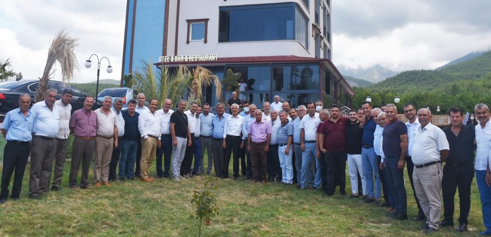Arsuz Belediye Başkanı Asaf Güven, Muhtarlarla Bir Araya Geldi